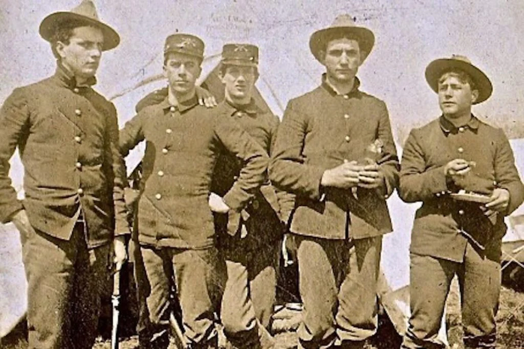 U.S. troops dispatched to the Philippines in 1898
